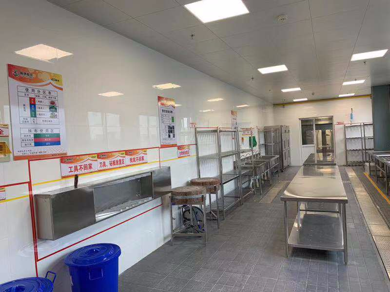 餐飲公司之衛(wèi)生管理需要注意的四個方面之廚房與餐具衛(wèi)生安全